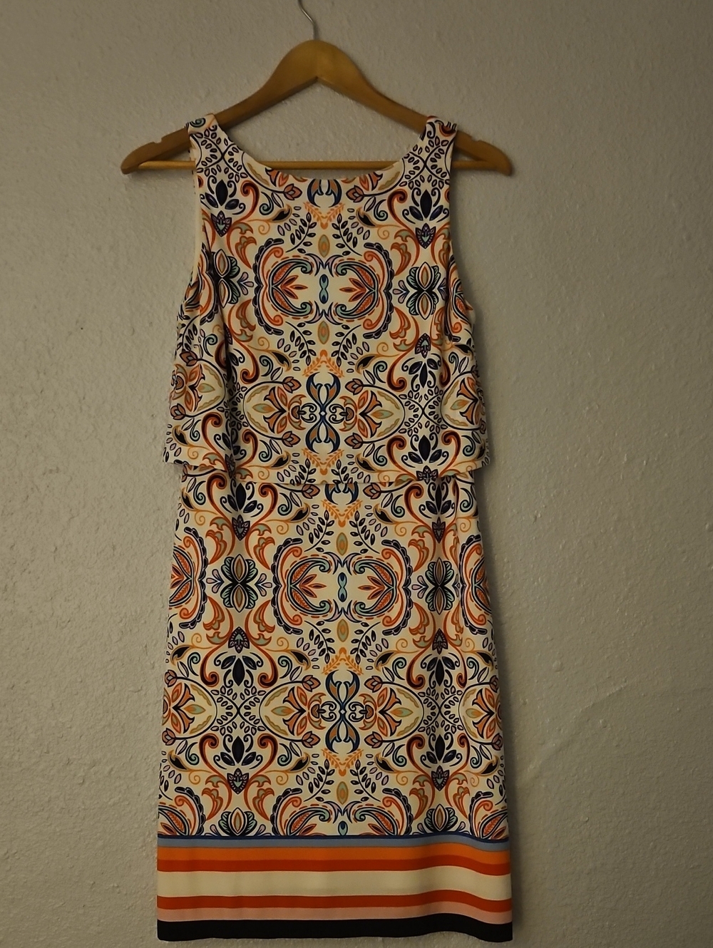 NWOT Multi-colour Sleeveless Dress, Size 4